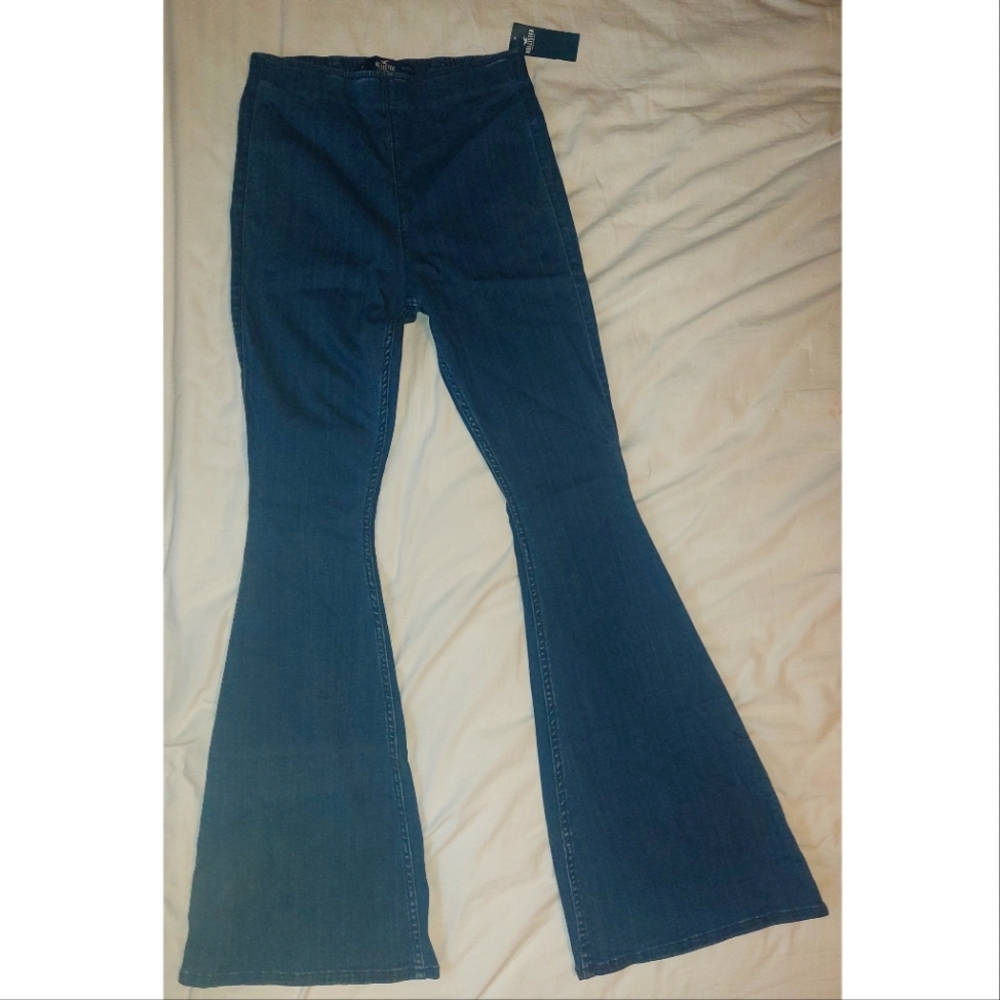🌻5/$25 hollister Ultra high rise vintage flare jeans